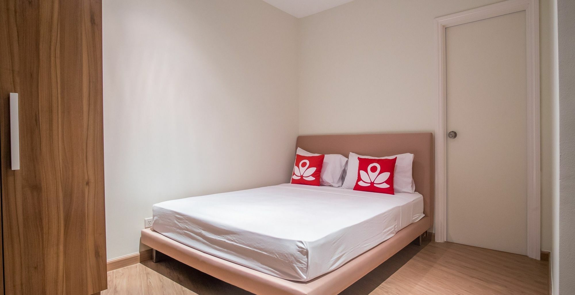 Zen Home Gramercy Residences Makati Makati City Exterior photo