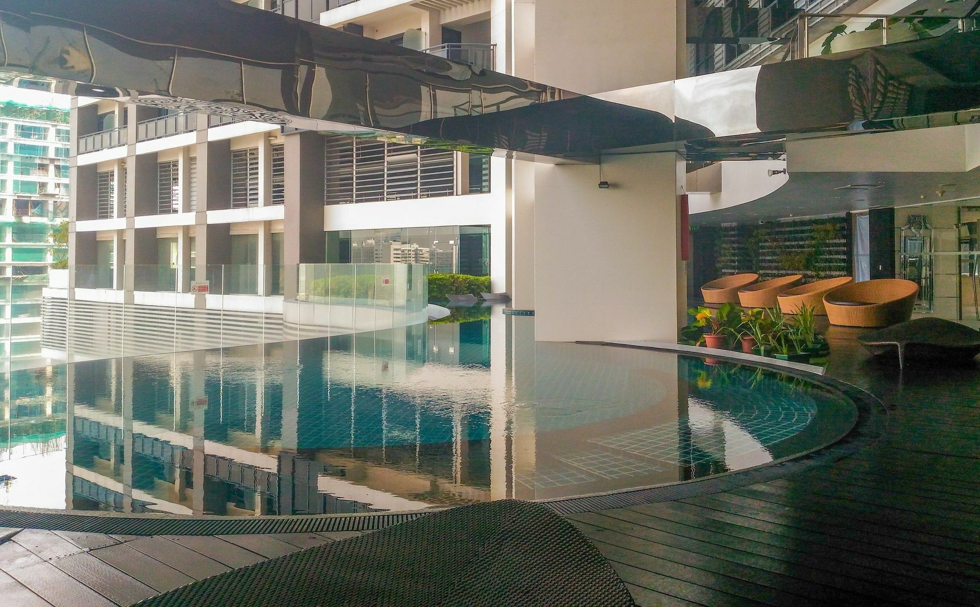 Zen Home Gramercy Residences Makati Makati City Exterior photo